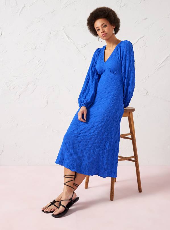 EVERBELLE Blue Textured V Neck Midi Tea Dress 14